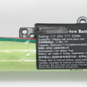 Batteria compatibile. 3 celle – 10.8 / 11.1 V – 3000 mAh – 33 Wh – colore NERO – peso 160 grammi circa – dimensioni STANDARD.